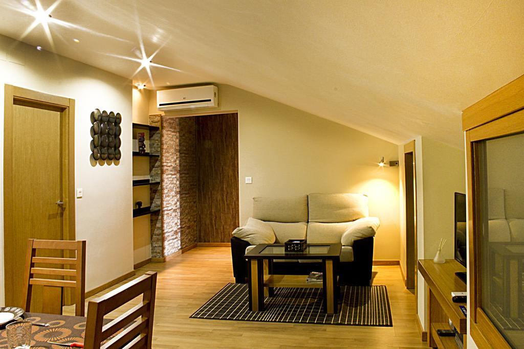 Apartamentos Turísticos Cúllar Vega Cullar Vega Quarto foto