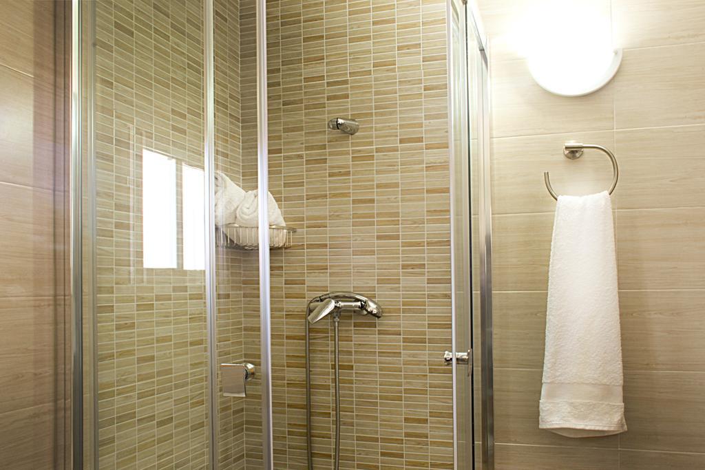 Apartamentos Turísticos Cúllar Vega Cullar Vega Quarto foto