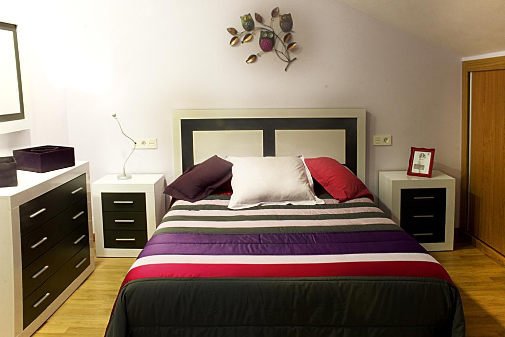 Apartamentos Turísticos Cúllar Vega Cullar Vega Quarto foto